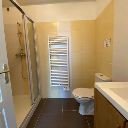 Le Petit Chateau شقة دْييب