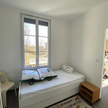 Le Petit Chateau شقة